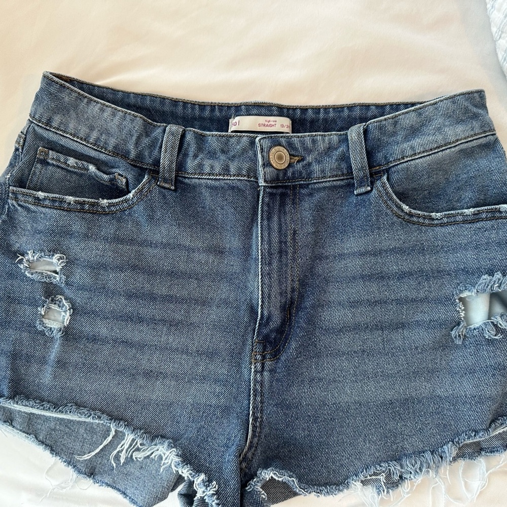 SO Jean shorts